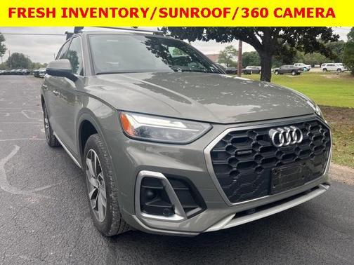 2023 Audi Q5 45 S line quattro Premium