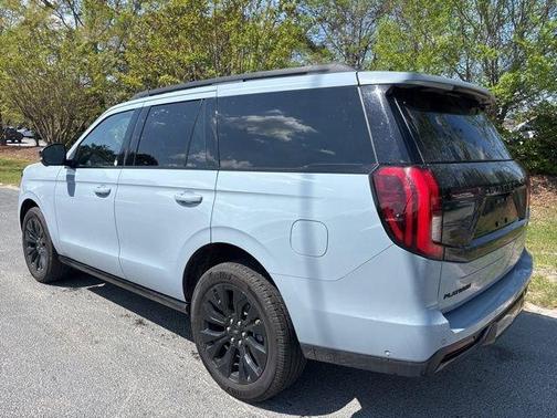 Glacier Gray Metallic 2025 Ford Expedition Platinum