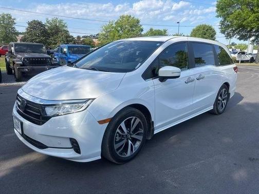 Platinum White Pearl 2024 Honda Odyssey Touring