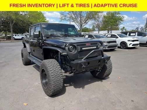 Black Clearcoat 2020 Jeep Gladiator Rubicon