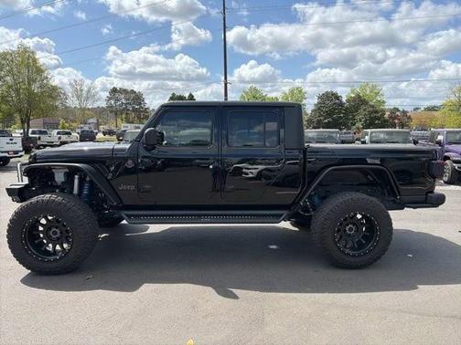 Black Clearcoat 2020 Jeep Gladiator Rubicon