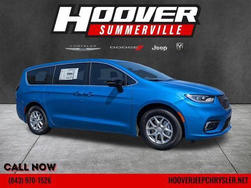 Hydro Blue Pearlcoat 2026 Chrysler Pacifica Select