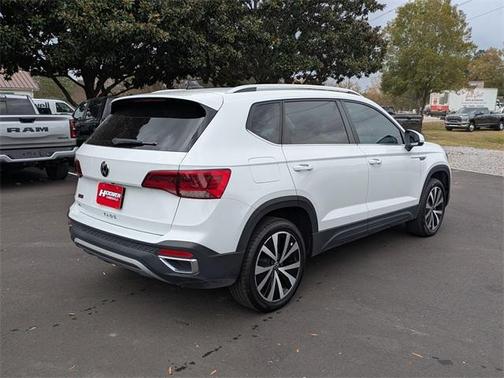 2022 Volkswagen Taos 1.5T SE