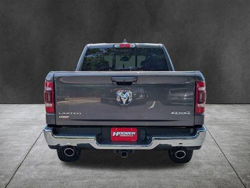 Granite Crystal Clearcoat Metallic 2024 RAM 1500 Limited