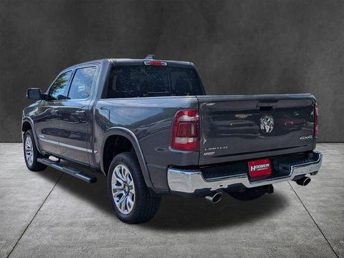 Granite Crystal Clearcoat Metallic 2024 RAM 1500 Limited