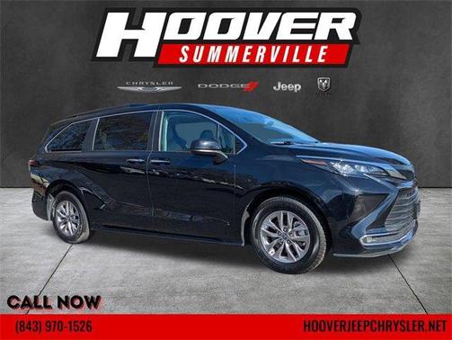 2024 Toyota Sienna XLE