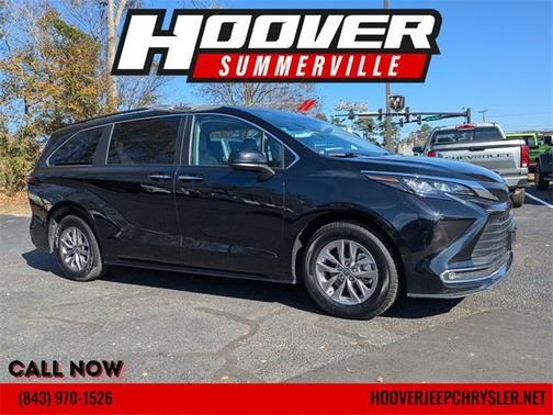 2024 Toyota Sienna XLE