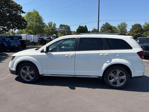 Vice White 2017 Dodge Journey Crossroad