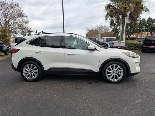 2021 Ford Escape Titanium Hybrid