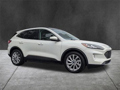 2021 Ford Escape Titanium Hybrid
