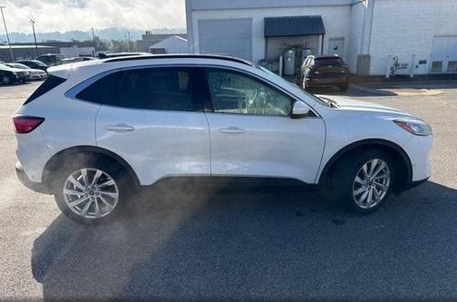 2021 Ford Escape Titanium Hybrid