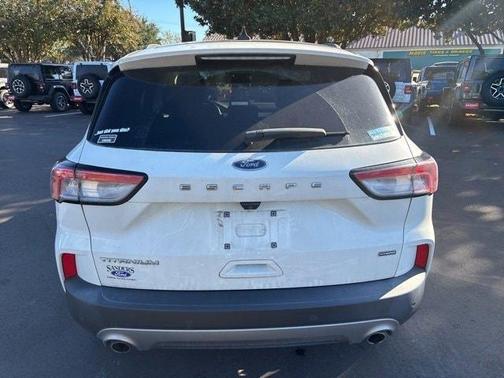 2021 Ford Escape Titanium Hybrid