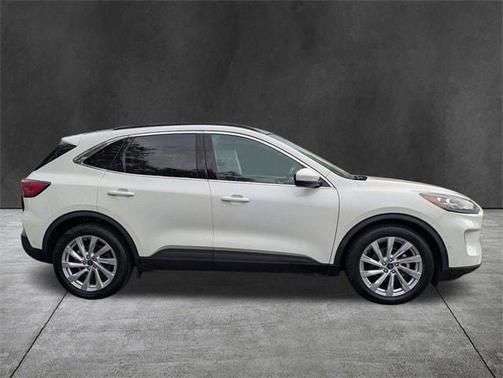 2021 Ford Escape Titanium Hybrid