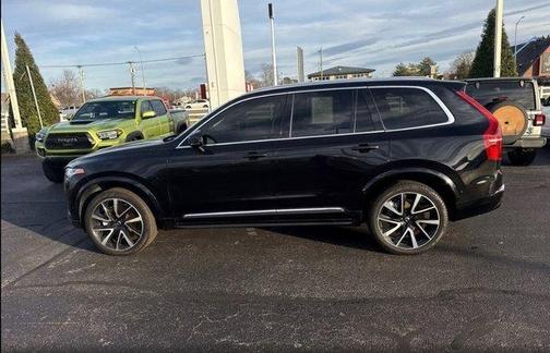 2023 Volvo XC90 B6 Plus 7-Seater