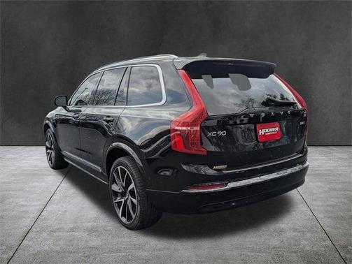 2023 Volvo XC90 B6 Plus 7-Seater