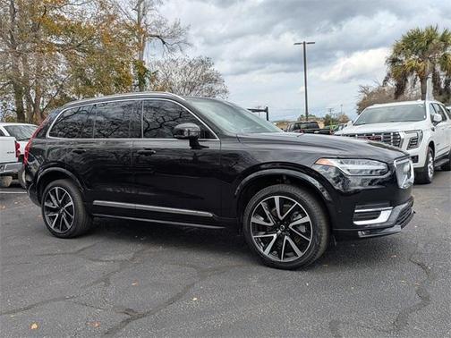 2023 Volvo XC90 B6 Plus 7-Seater