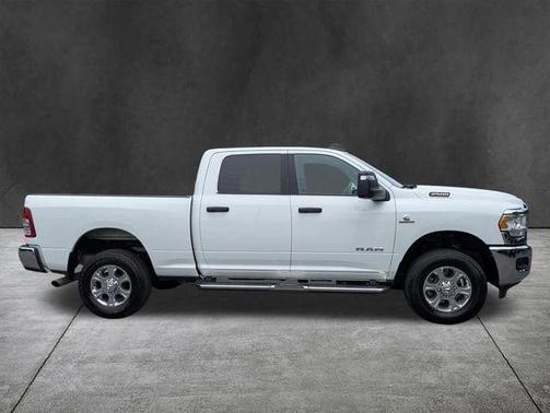 Bright White Clearcoat 2024 RAM 2500 Big Horn