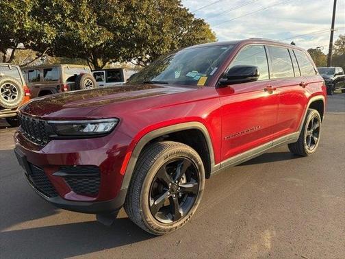 2023 Jeep Grand Cherokee Altitude