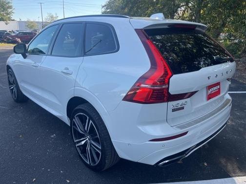 2021 Volvo XC60 T6 R-Design