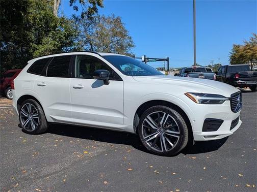 2021 Volvo XC60 T6 R-Design