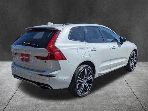 2021 Volvo XC60 T6 R-Design