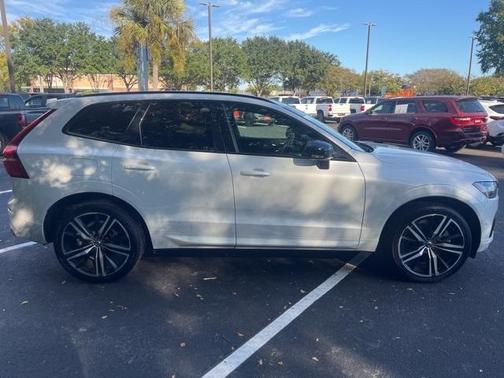 2021 Volvo XC60 T6 R-Design