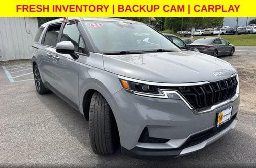 Ceramic Silver 2023 Kia Carnival EX