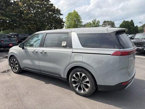 Ceramic Silver 2023 Kia Carnival EX