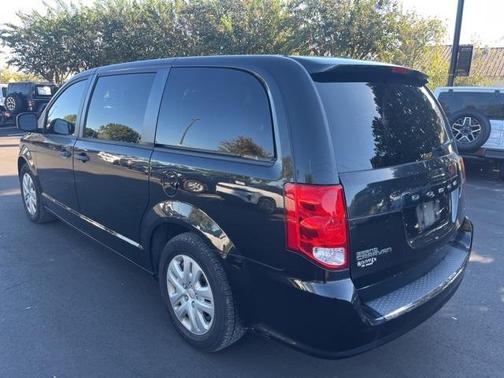 2020 Dodge Grand Caravan SE