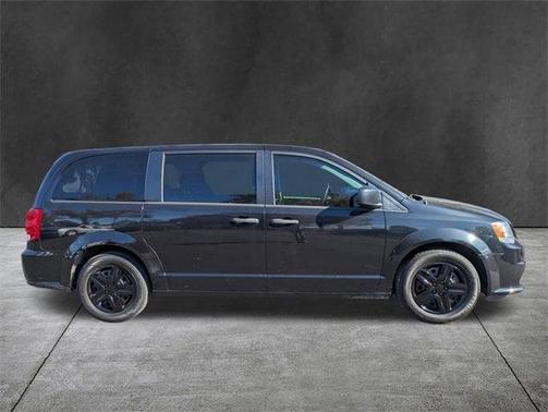 2020 Dodge Grand Caravan SE