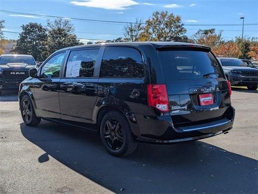 2020 Dodge Grand Caravan SE