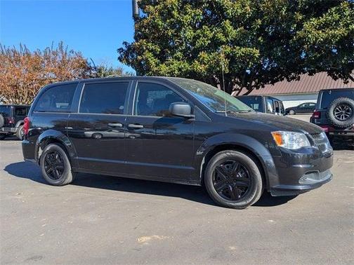 2020 Dodge Grand Caravan SE