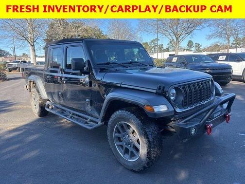 2024 Jeep Gladiator Sport