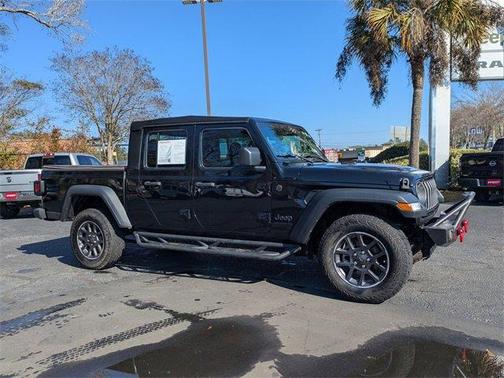 2024 Jeep Gladiator Sport
