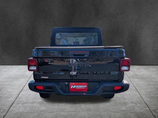 2024 Jeep Gladiator Sport