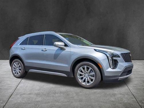 Silver Metallic 2023 Cadillac XT4 Premium Luxury