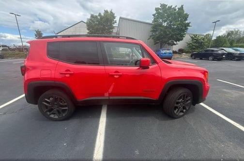 Colorado Red Clearcoat 2022 Jeep Renegade Latitude