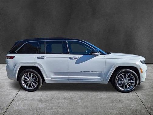 2024 Jeep Grand Cherokee Summit