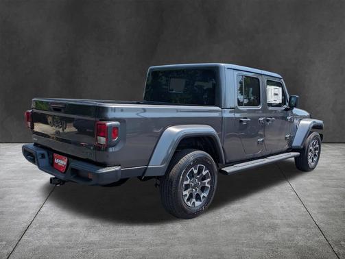 Granite Crystal 2026 Jeep Gladiator Sport