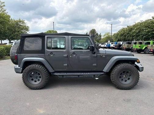 Granite Crystal Clearcoat Metallic 2017 Jeep Wrangler Unlimited Sport