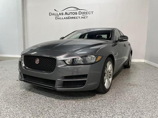 Photo 3 of 42 of 2019 Jaguar XE 25t Premium