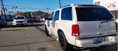2006 Cadillac Escalade Base