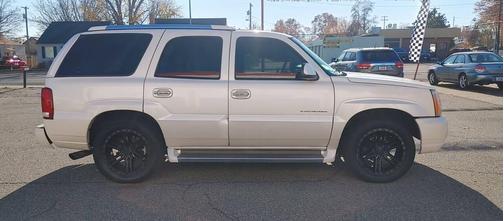 2006 Cadillac Escalade Base