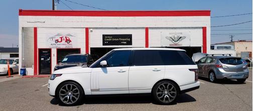 White 2016 Land Rover Range Rover 3.0L Turbocharged Diesel Td6