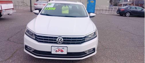 2017 Volkswagen Passat 1.8T SE w/Technology