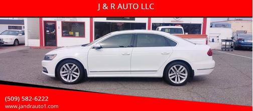2017 Volkswagen Passat 1.8T SE w/Technology