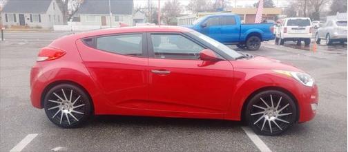 2014 Hyundai Veloster RE:FLEX w/Black