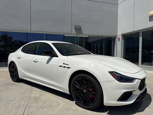 2022 Maserati Ghibli MODENA