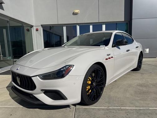2022 Maserati Ghibli TROFEO
