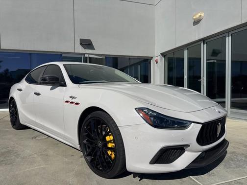 2022 Maserati Ghibli TROFEO